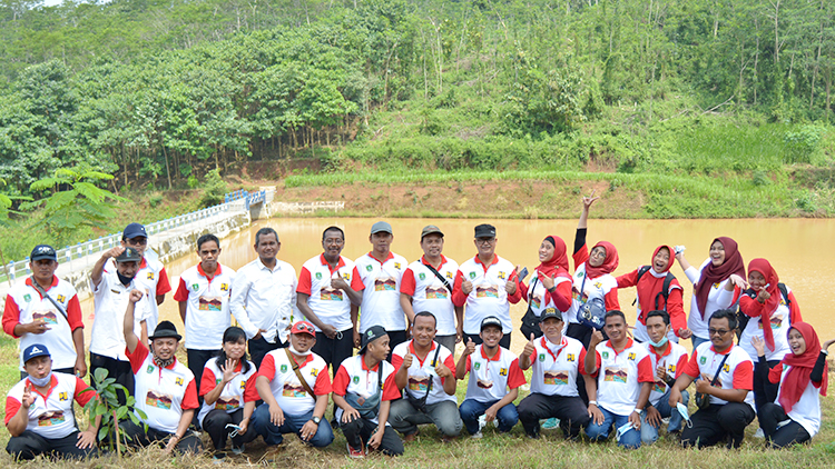 Foto Bersama Dinas PU SDATR Kab. Pasuruan