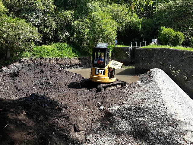 Normalisasi Dam Sebandung Desa Karangloh (Th. 2018)